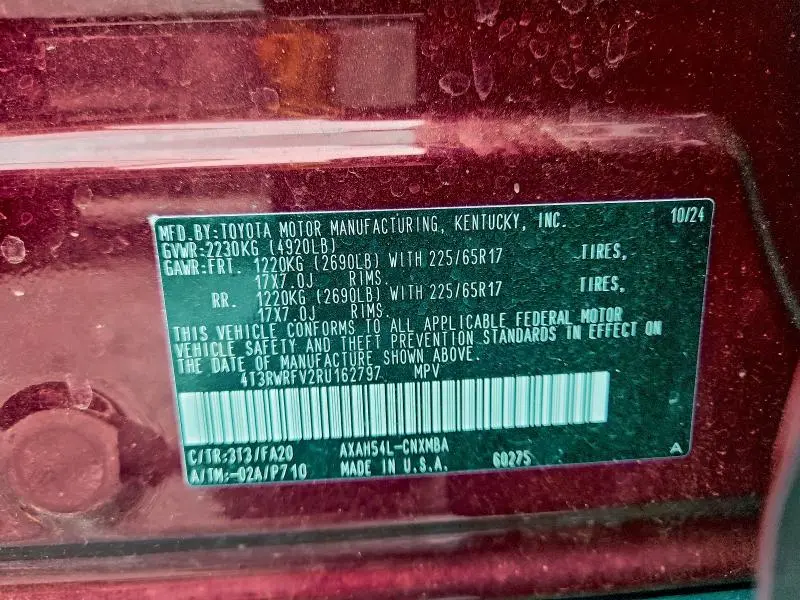 2024 TOYOTA RAV4 XLE  