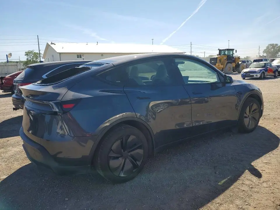 2026 TESLA MODEL Y   