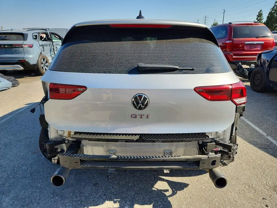 2023 VOLKSWAGEN GTI SE  