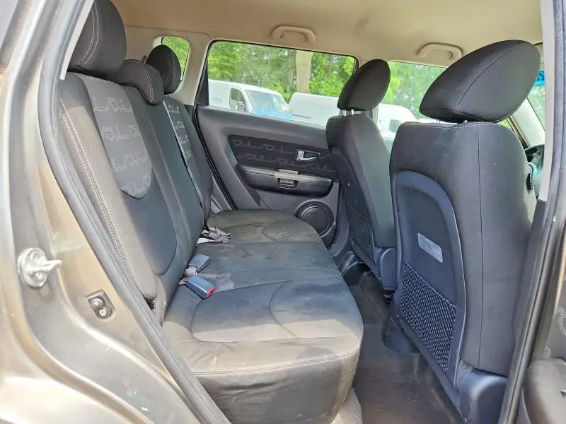 2012 KIA SOUL +  