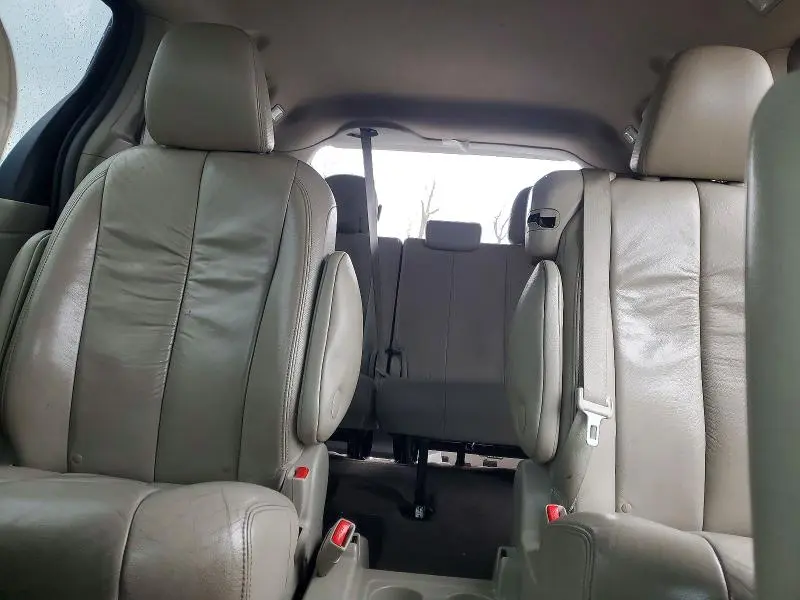 2012 TOYOTA SIENNA XLE 8-PASSENGER  