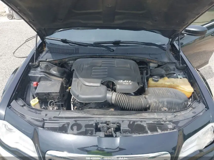 2014 CHRYSLER 300  