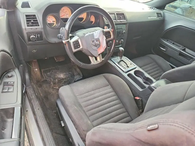 2013 DODGE CHALLENGER SXT  