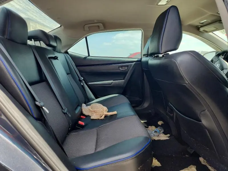 2018 TOYOTA COROLLA SE  