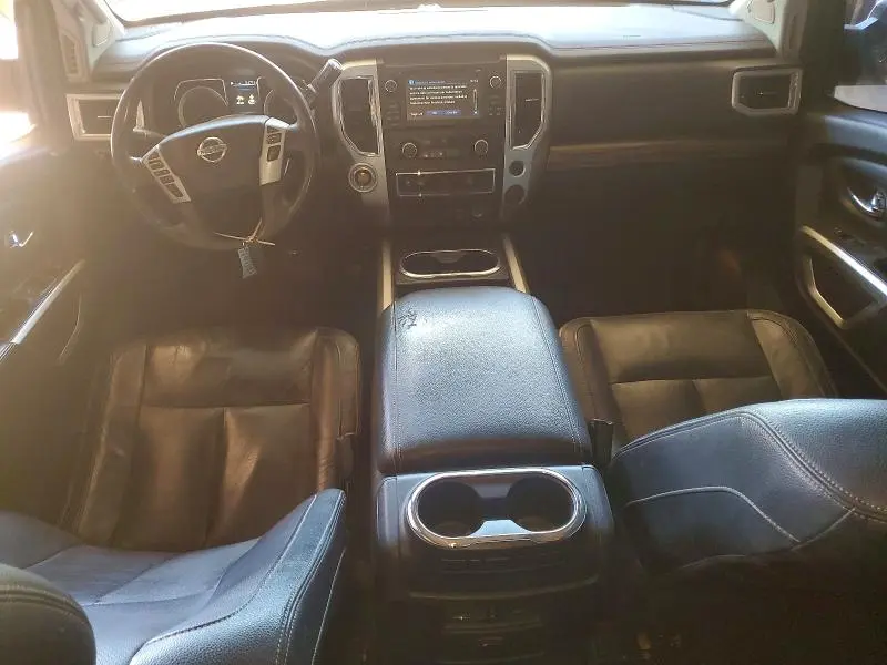 2018 NISSAN TITAN SL  