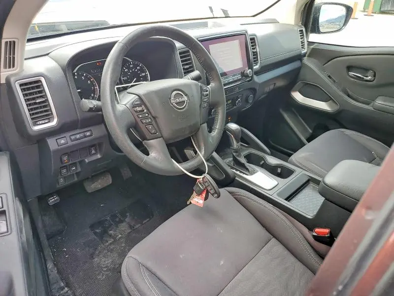 2023 NISSAN FRONTIER SV  