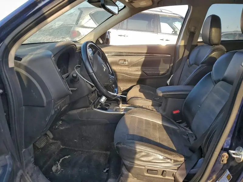 2020 MITSUBISHI OUTLANDER SE  