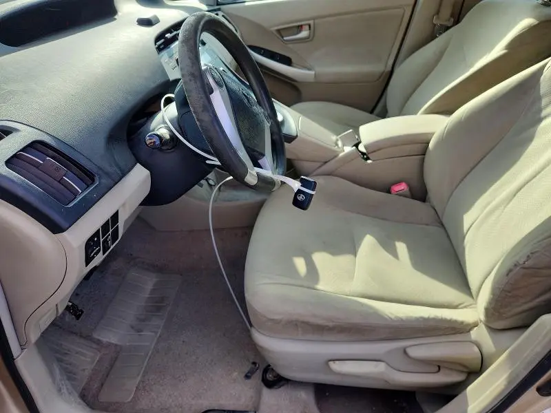 2010 TOYOTA PRIUS II  