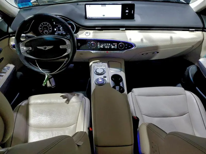 2022 GENESIS GV70 BASE  