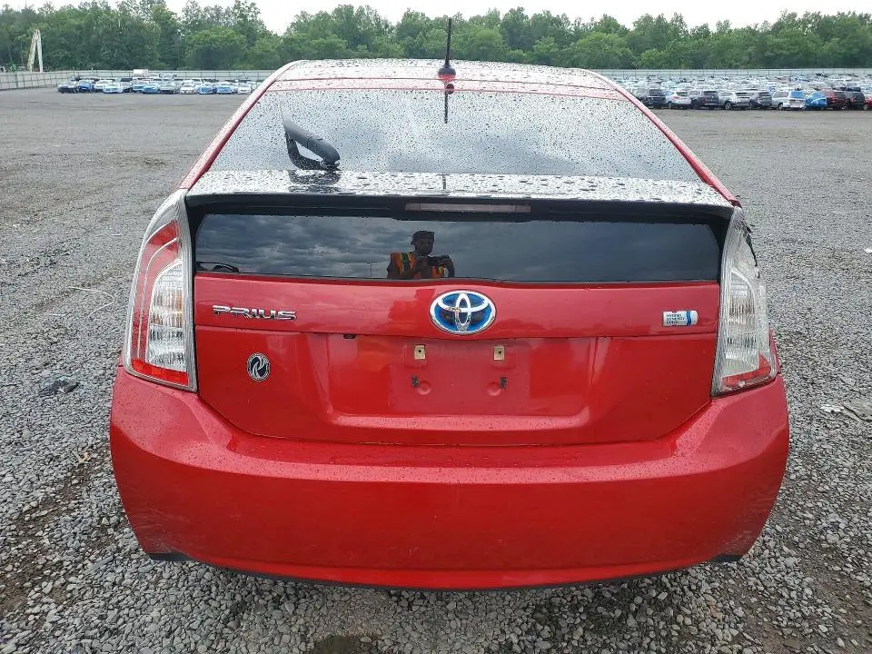 2012 TOYOTA PRIUS THREE  