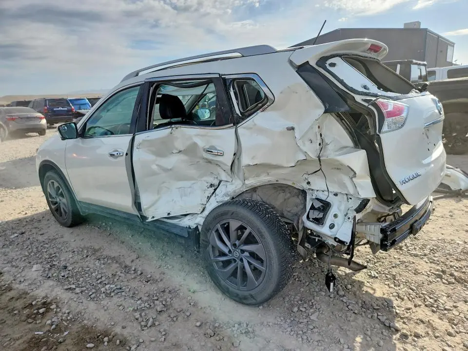 2016 NISSAN ROGUE SL  