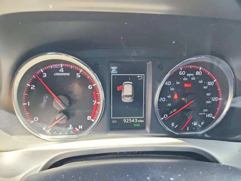 2016 TOYOTA RAV4 SE  