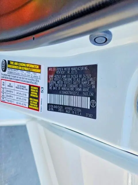 2025 TOYOTA CAMRY SE  
