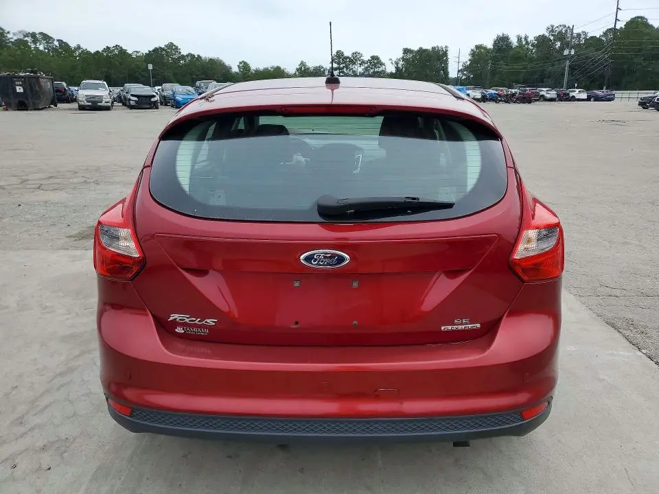2014 FORD FOCUS SE  