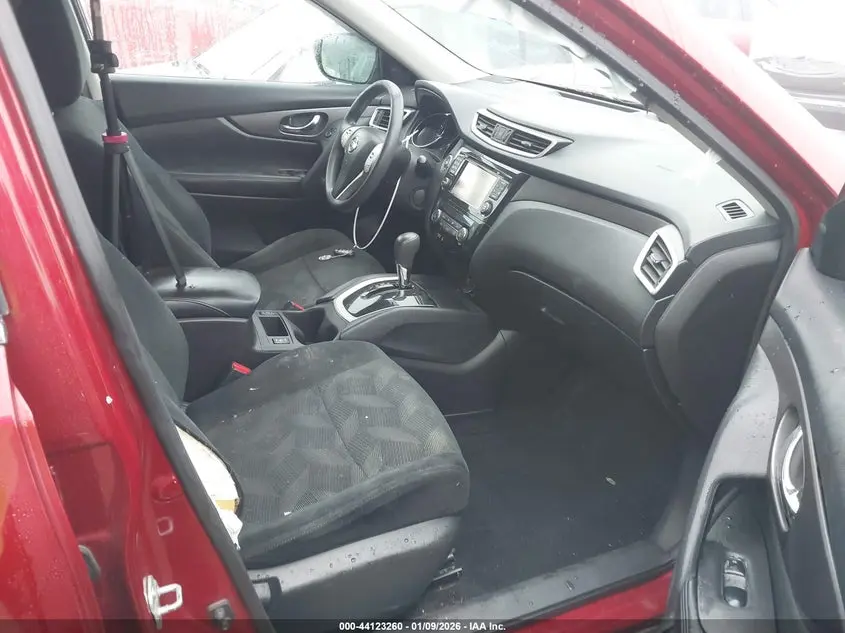 2016 NISSAN ROGUE SV