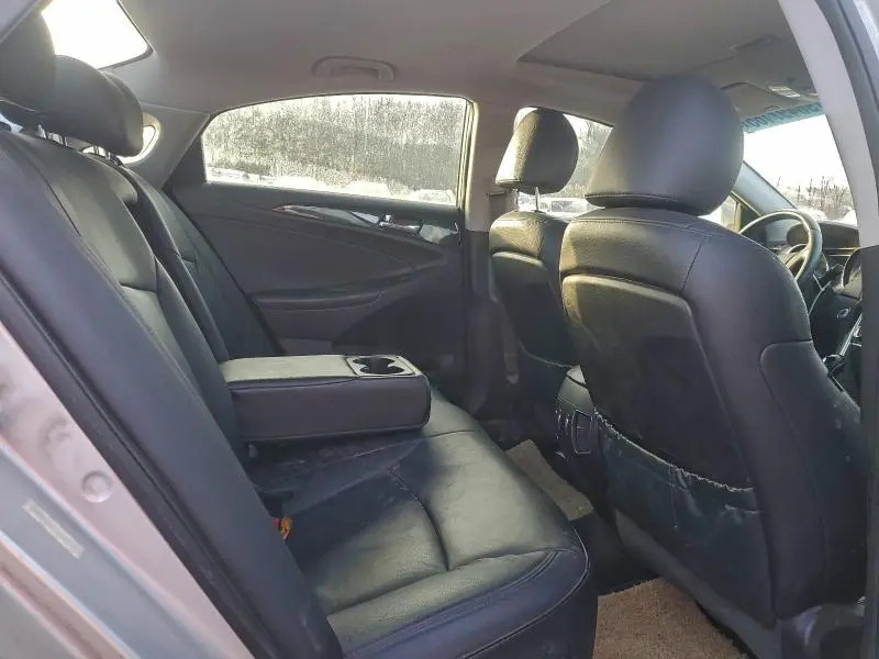 2011 HYUNDAI SONATA SE  
