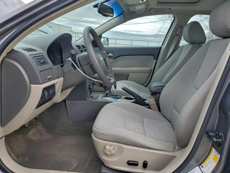 2011 FORD FUSION SE  