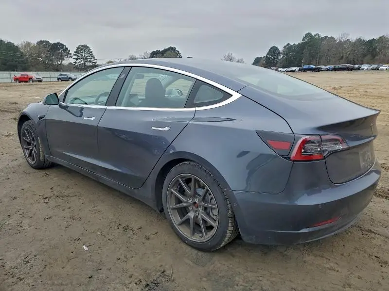 2018 TESLA MODEL 3   
