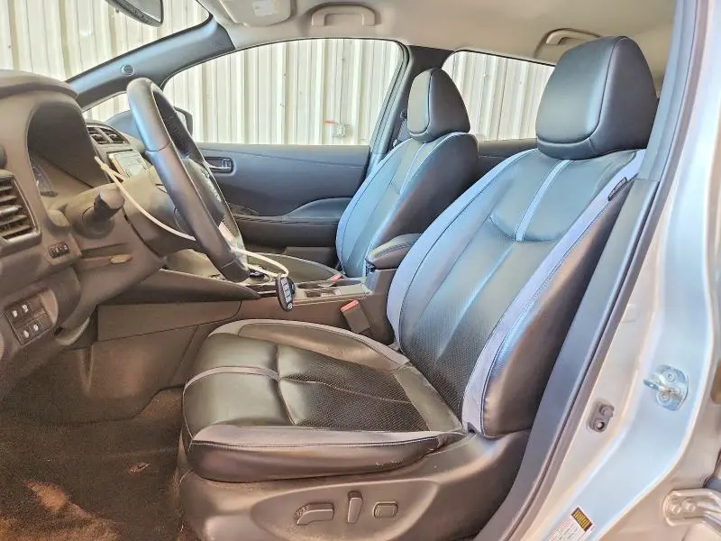 2018 NISSAN LEAF SL  