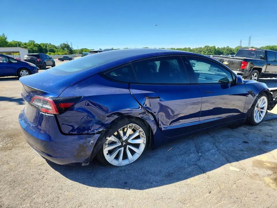 2021 TESLA MODEL 3   