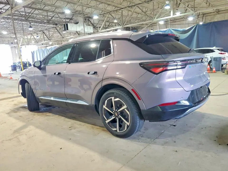 2025 CHEVROLET EQUINOX LT  