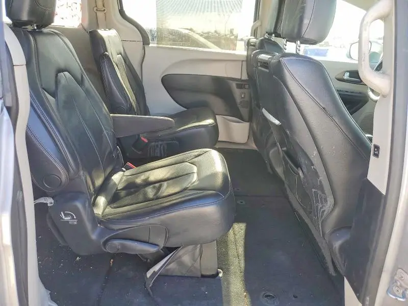 2017 CHRYSLER PACIFICA TOURING L PLUS  