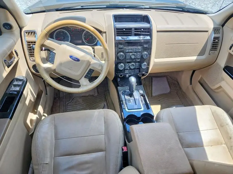2010 FORD ESCAPE LIMITED  