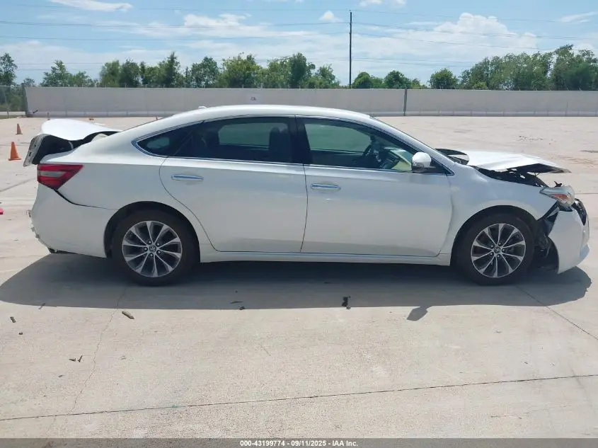 2016 TOYOTA AVALON XLE