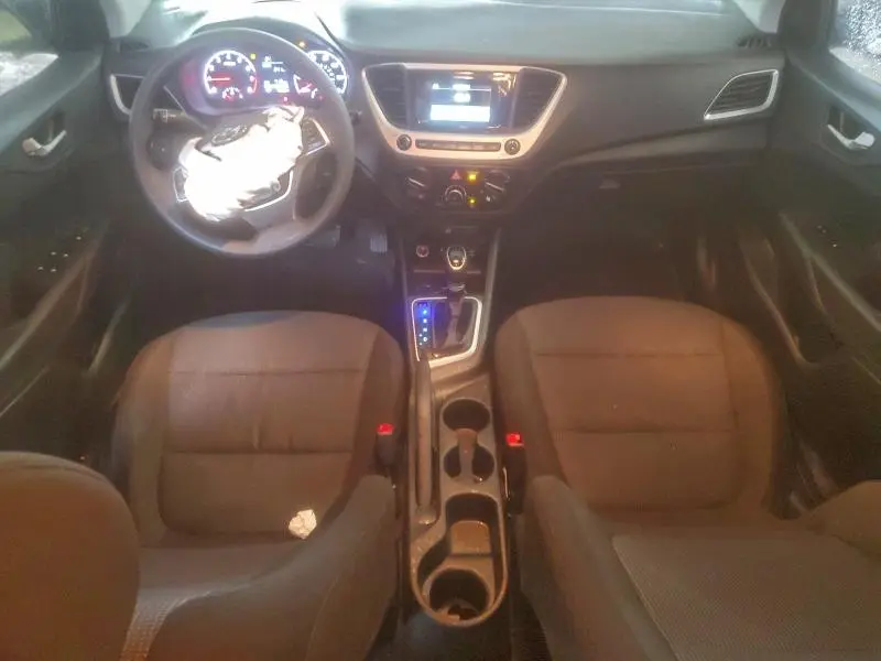 2022 HYUNDAI ACCENT SE  