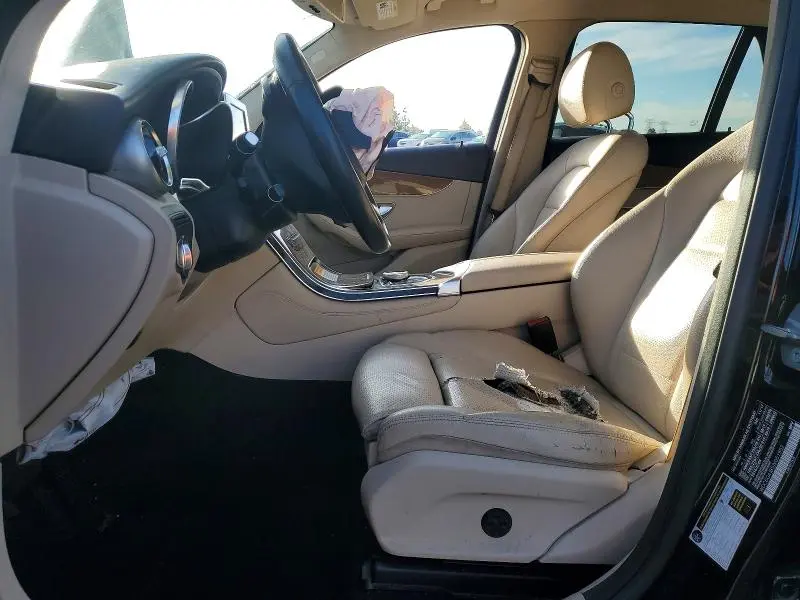2018 MERCEDES-BENZ GLC 300  