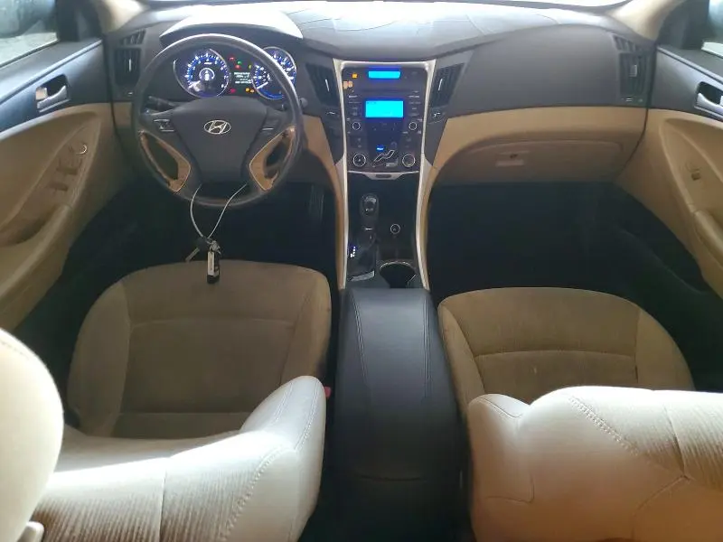 2012 HYUNDAI SONATA GLS  