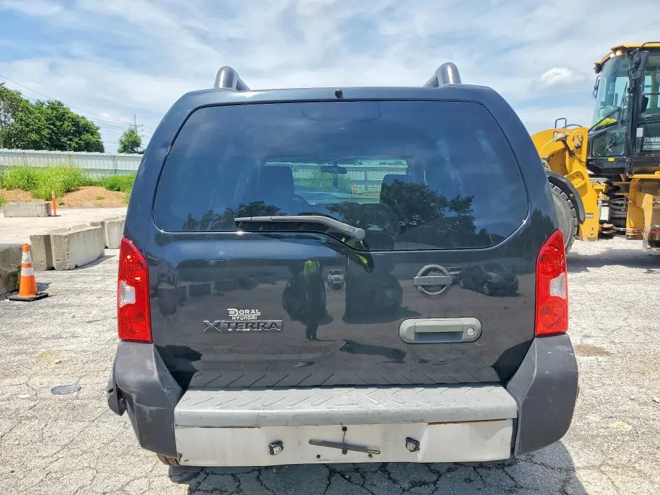 2010 NISSAN XTERRA X  