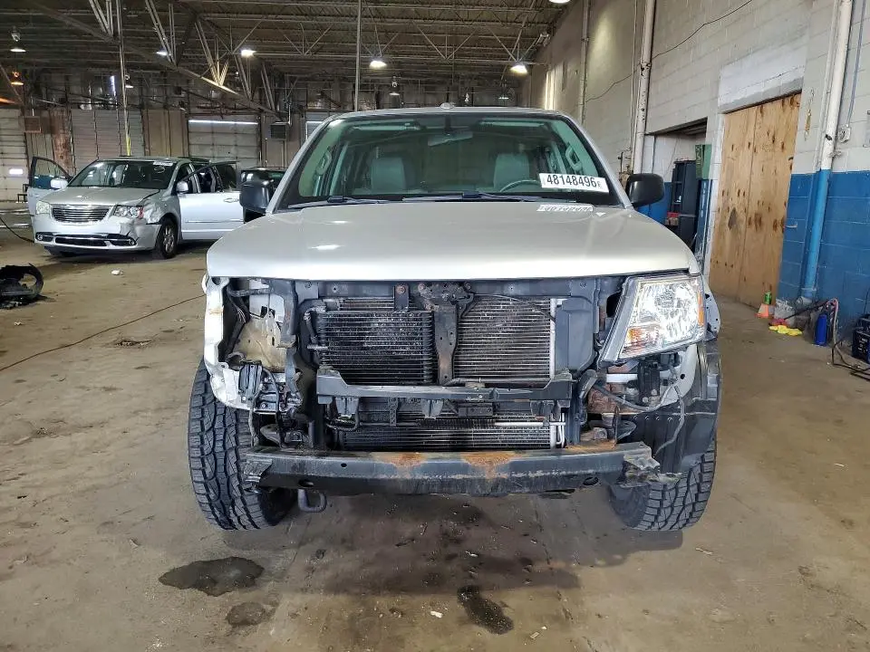 2013 NISSAN FRONTIER S  