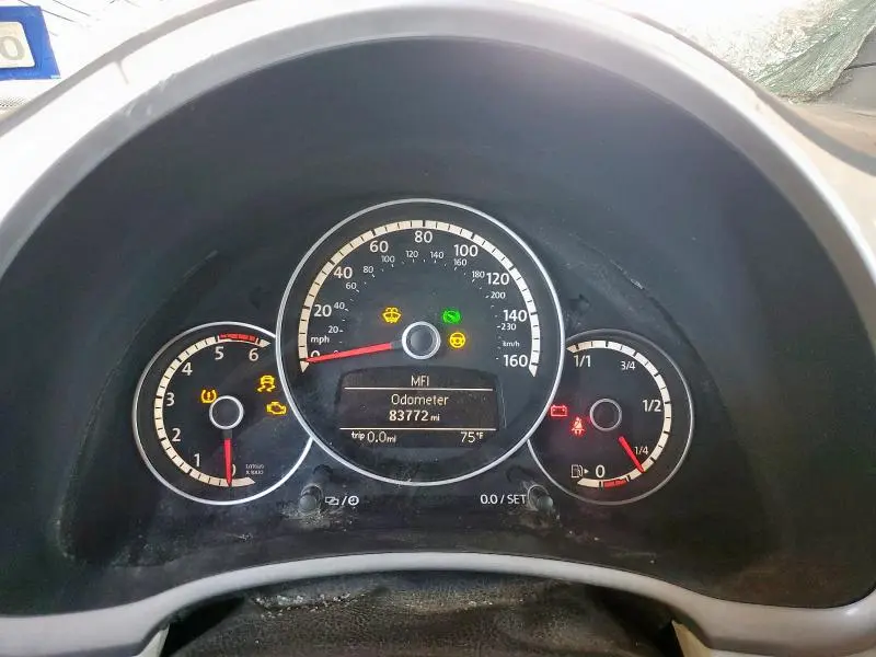 2013 VOLKSWAGEN BEETLE   