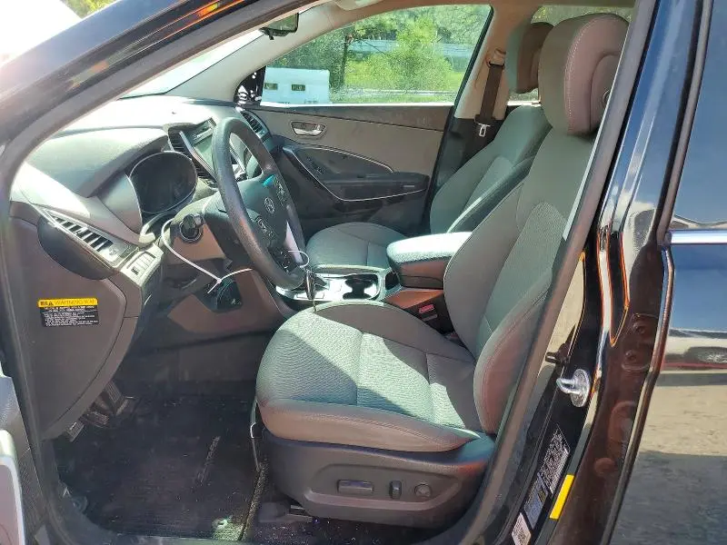 2017 HYUNDAI SANTA FE SE  