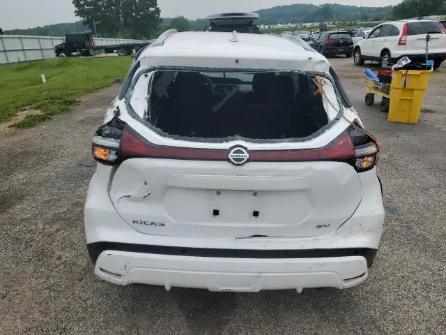 2021 NISSAN KICKS SV  