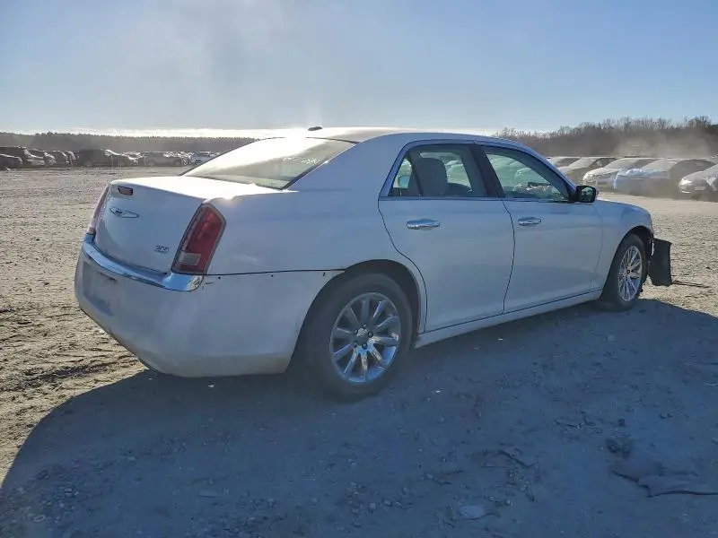 2011 CHRYSLER 300 LIMITED  