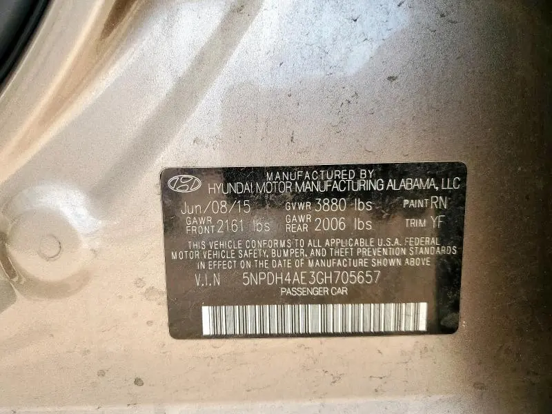 2016 HYUNDAI ELANTRA SE  