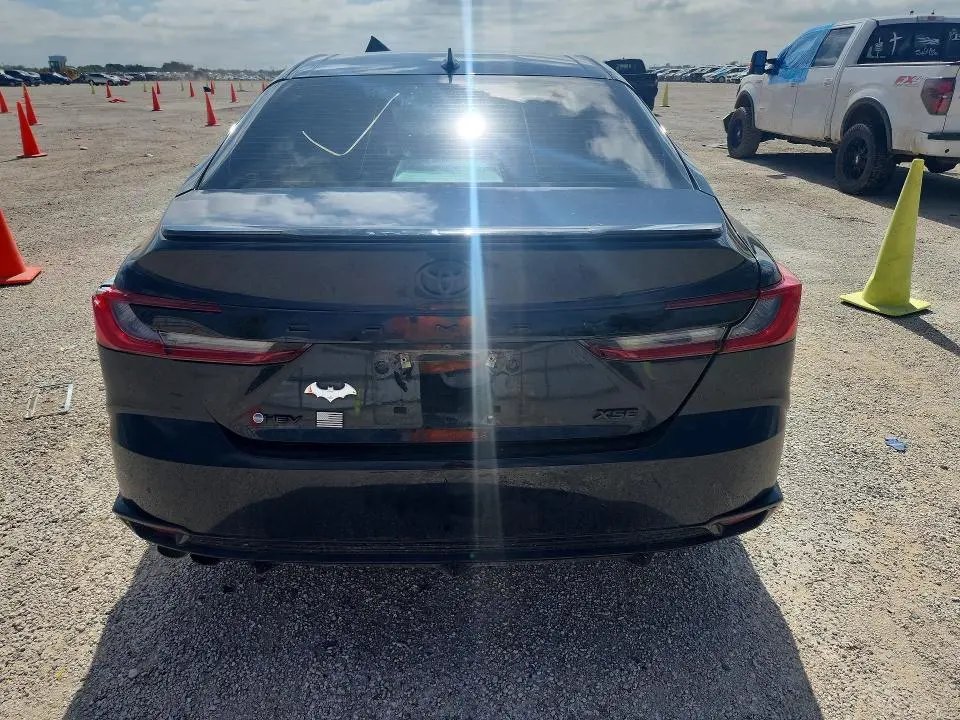 2025 TOYOTA CAMRY XSE  