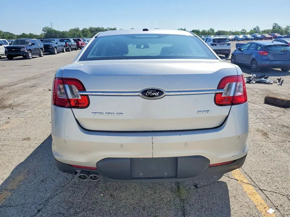 2011 FORD TAURUS SEL  