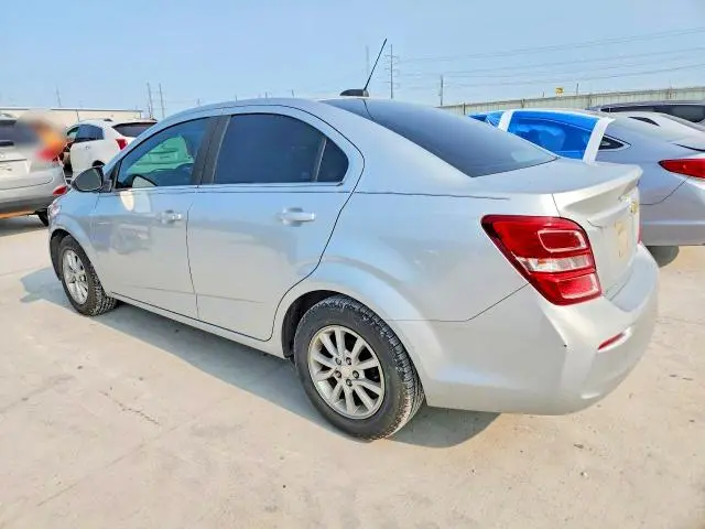 2017 CHEVROLET SONIC LT  
