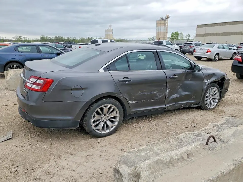 2015 FORD TAURUS LIMITED  