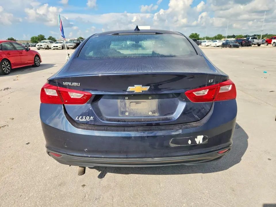 2017 CHEVROLET MALIBU LT  