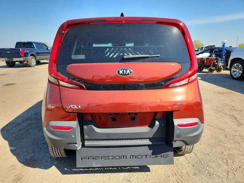 2021 KIA SOUL S  