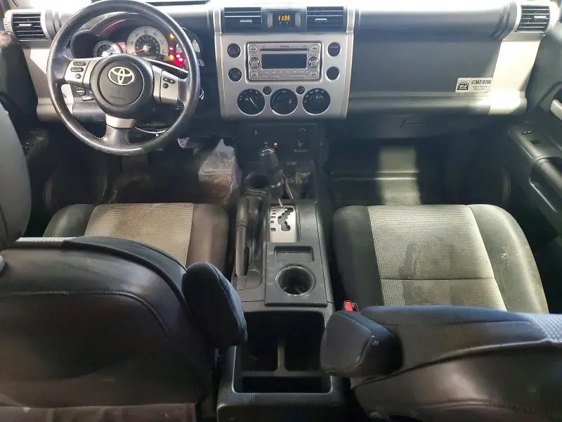 2014 TOYOTA FJ CRUISER BASE  