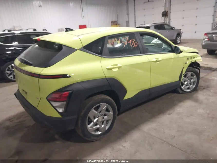 2024 HYUNDAI KONA SE