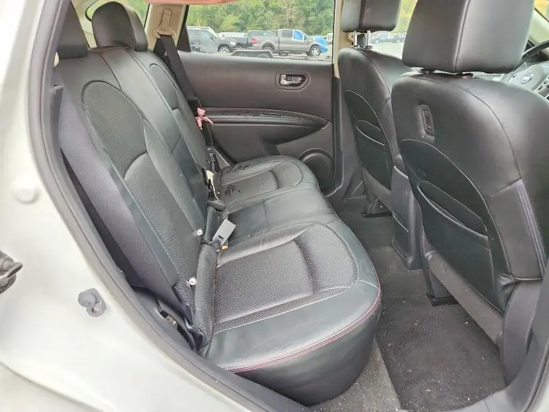 2012 NISSAN ROGUE S  
