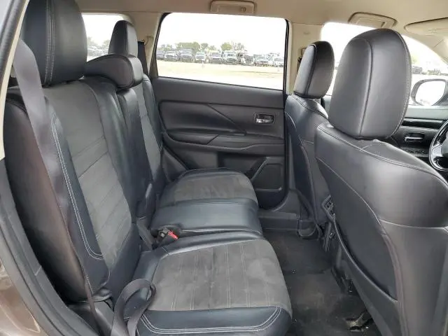 2019 MITSUBISHI OUTLANDER SE  