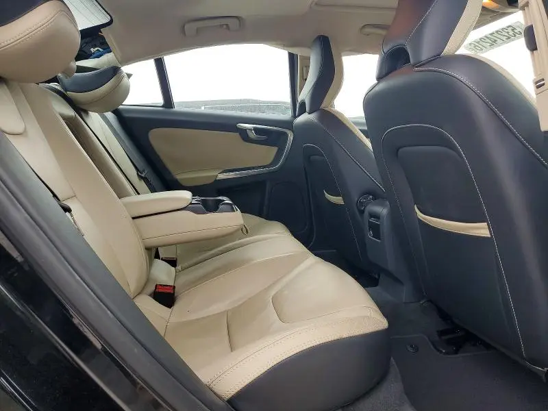 2013 VOLVO S60 T5  