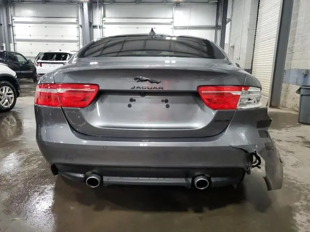 2018 JAGUAR XE PRESTIGE  